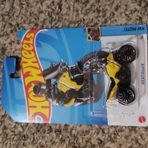 Hotwheels moto Ducati 1/5